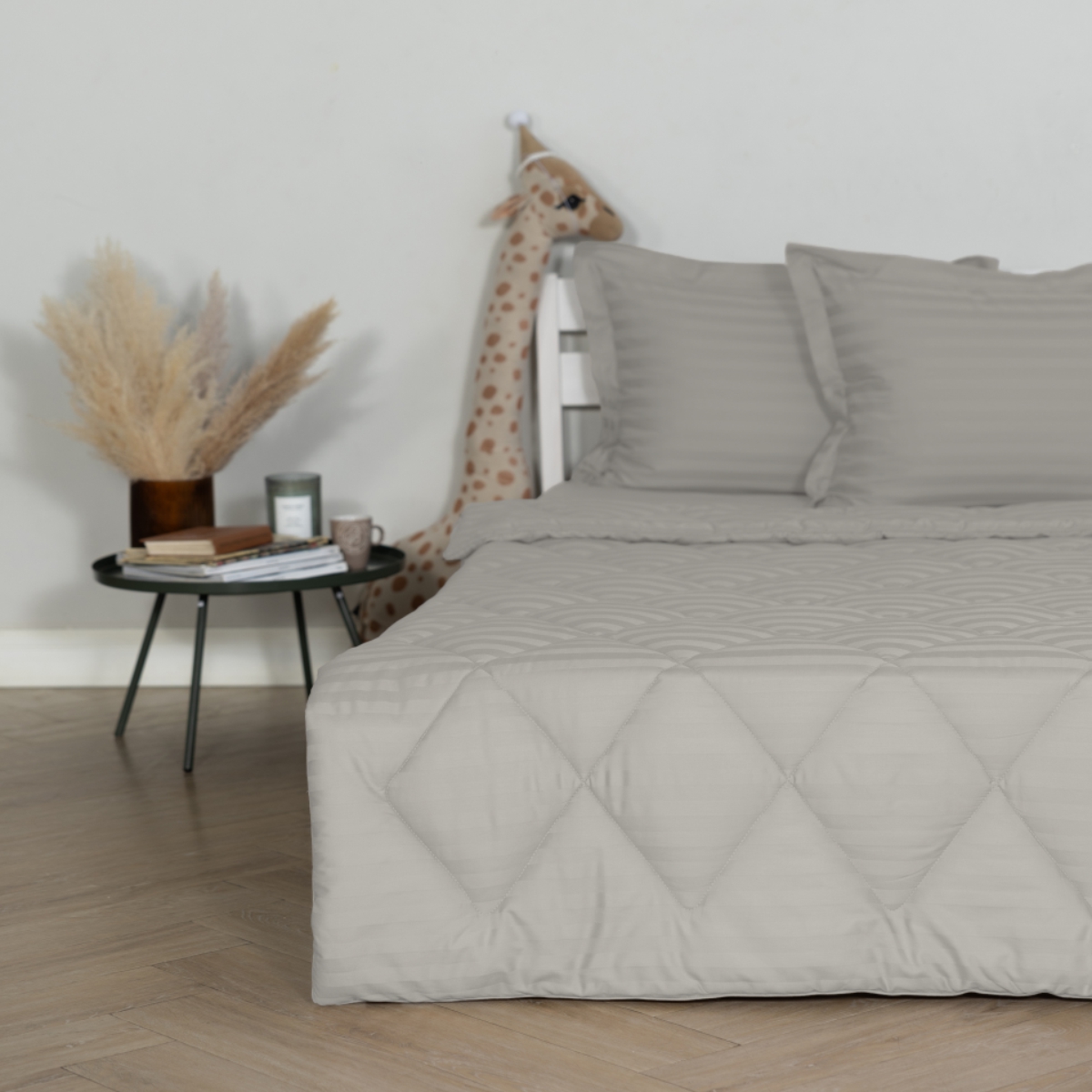 Постельное бельё Cатин | ПОСТЕЛЬНОЕ БЕЛЬЁ СТРАЙП-САТИН С ОДЕЯЛОМ 2 НАВОЛОЧКИ ДЫМЧАТЫЙ